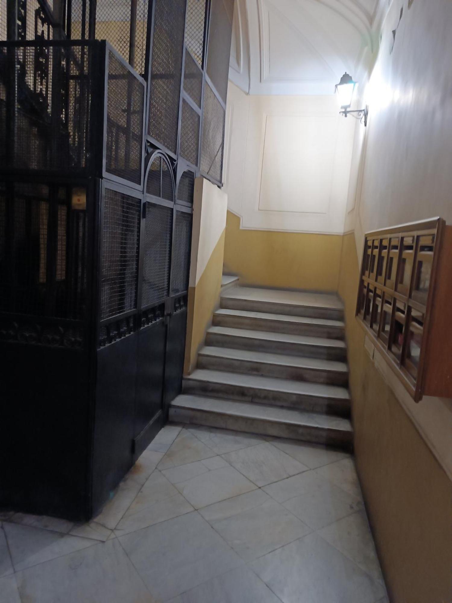 Residenza Geri - Suite And Home Napoli Centro المظهر الخارجي الصورة